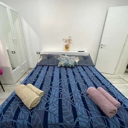 Matrimoniale Con Bagno In Indipendente Lanusei