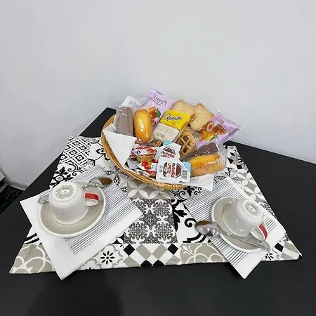 Matrimoniale Con Bagno In Indipendente Lanusei